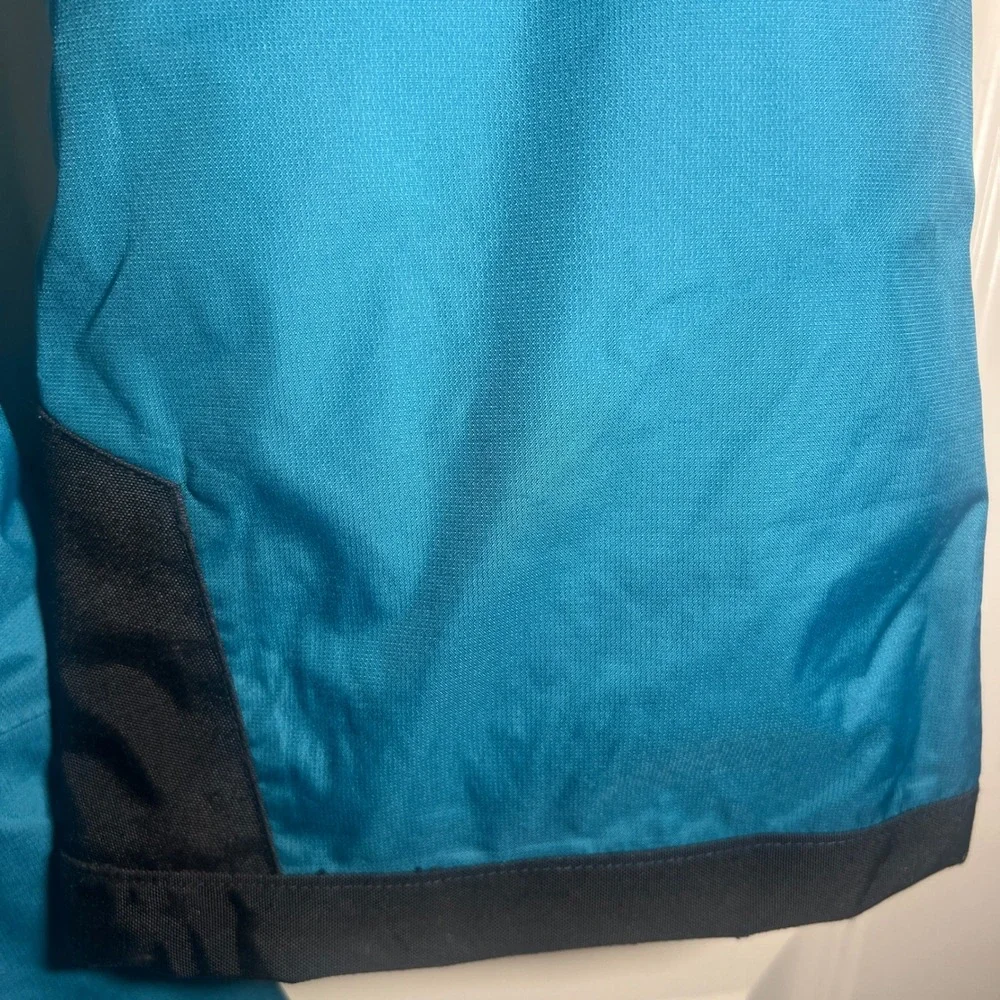 The North Face Freedom Insulated Snow Pants in Harbor Blue, Girls Size 10 Medium